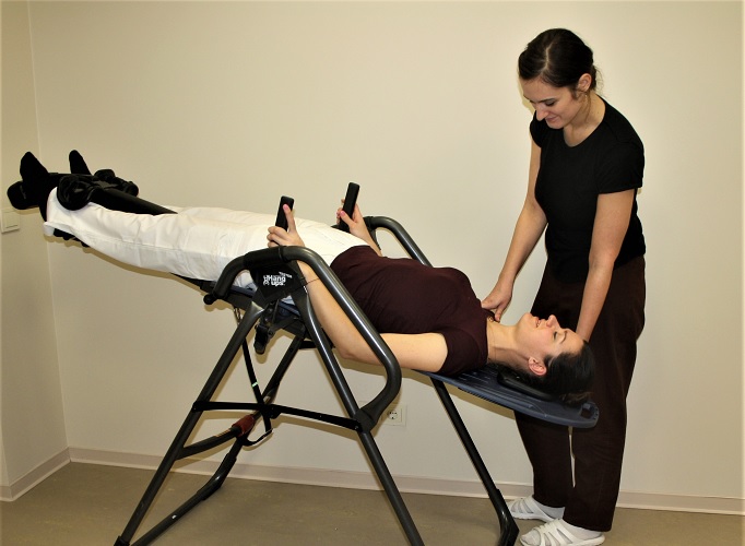 Lolli Perry – Inversion Therapy